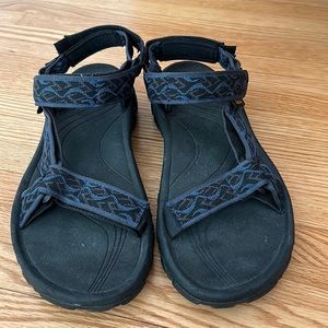 Men’s Teva Sandal Size 8
